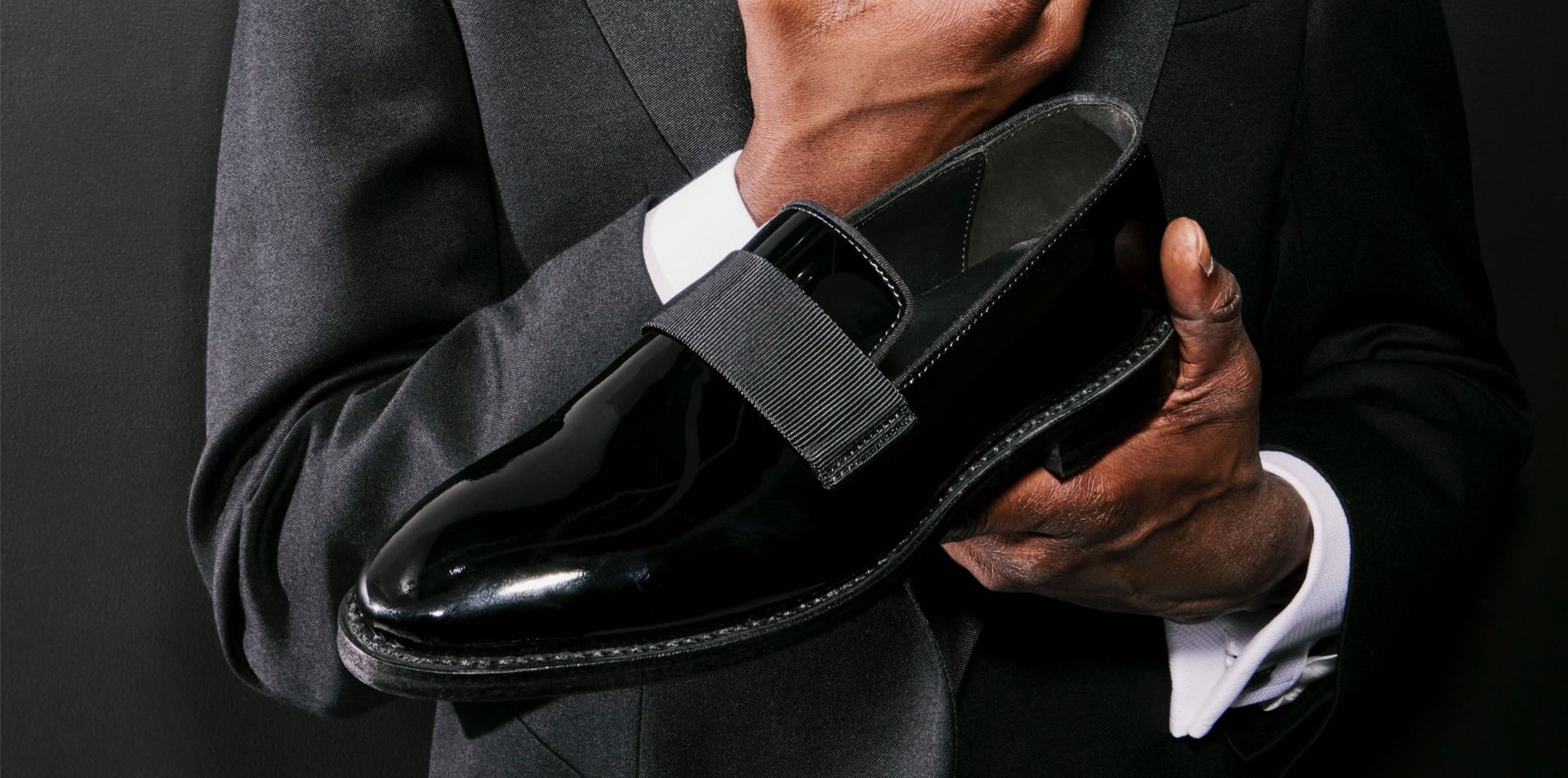 Men's Wide Width Shoes