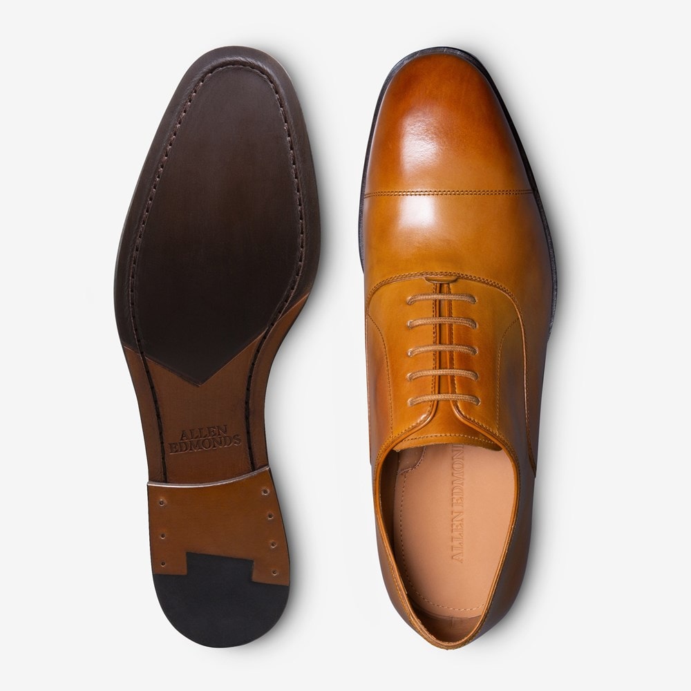 Men's Factory Second Siena Cap-stitch Oxford Dress Shoe
