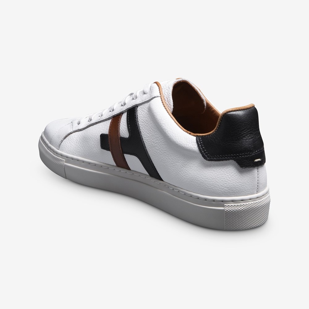 Men's Center Court Lace-up Sneaker | ShoeBank