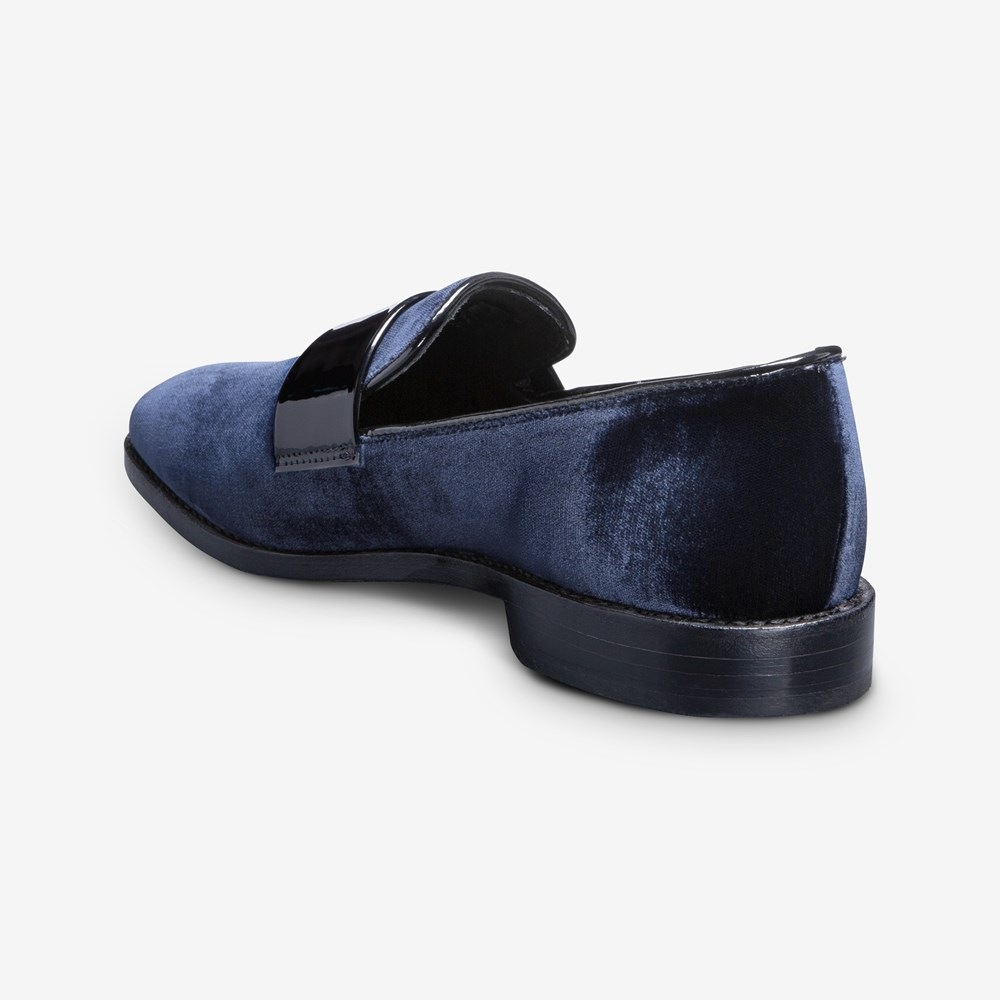 Men s Holiday James Dress Loafer ShoeBank